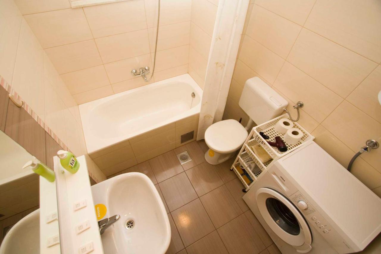Apartman Ela *