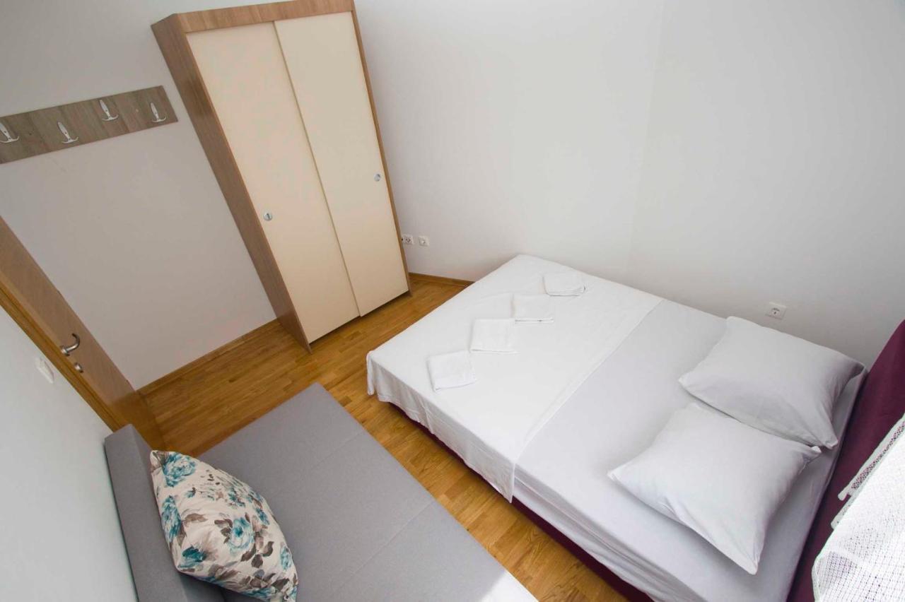 Apartman Ela *